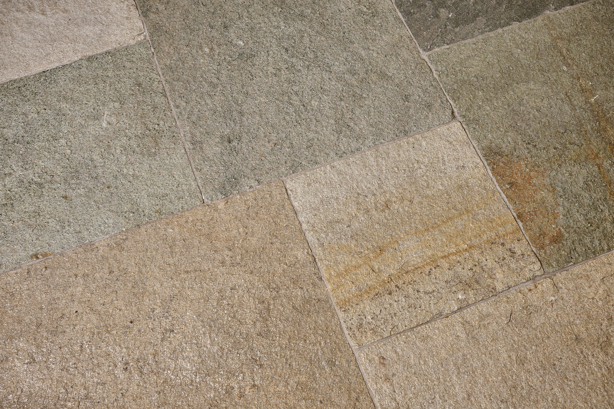 Quartzite Pavers & Tiles